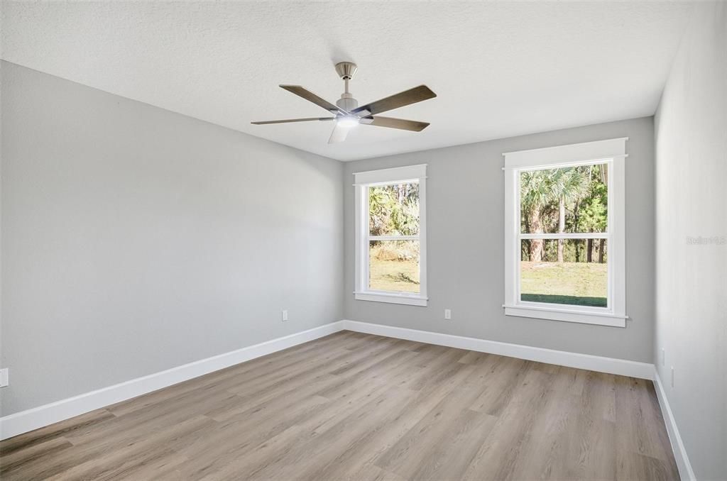 En Venta: $329,900 (3 camas, 2 baños, 1576 Pies cuadrados)