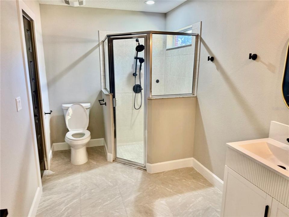 待售: $329,900 (3 贝兹, 2 浴室, 1576 平方英尺)