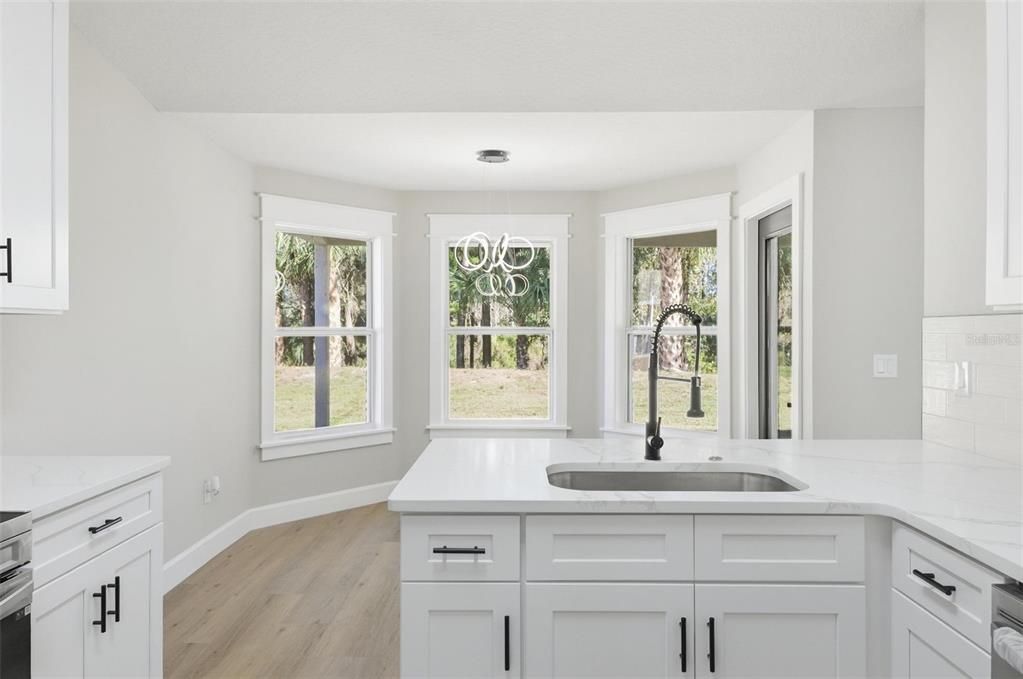 En Venta: $329,900 (3 camas, 2 baños, 1576 Pies cuadrados)