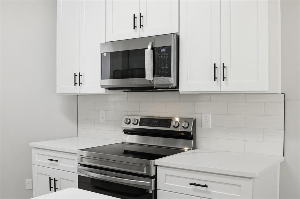 En Venta: $329,900 (3 camas, 2 baños, 1576 Pies cuadrados)