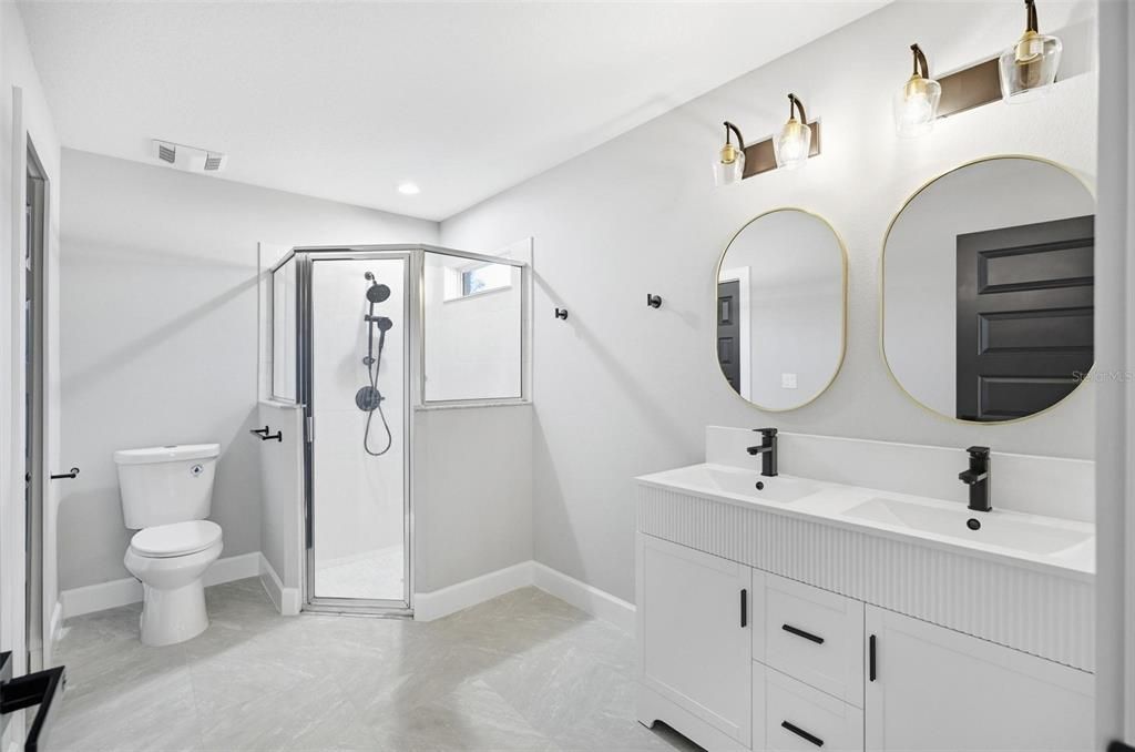 En Venta: $329,900 (3 camas, 2 baños, 1576 Pies cuadrados)