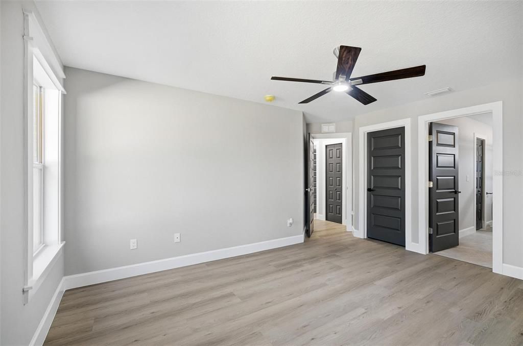 En Venta: $329,900 (3 camas, 2 baños, 1576 Pies cuadrados)