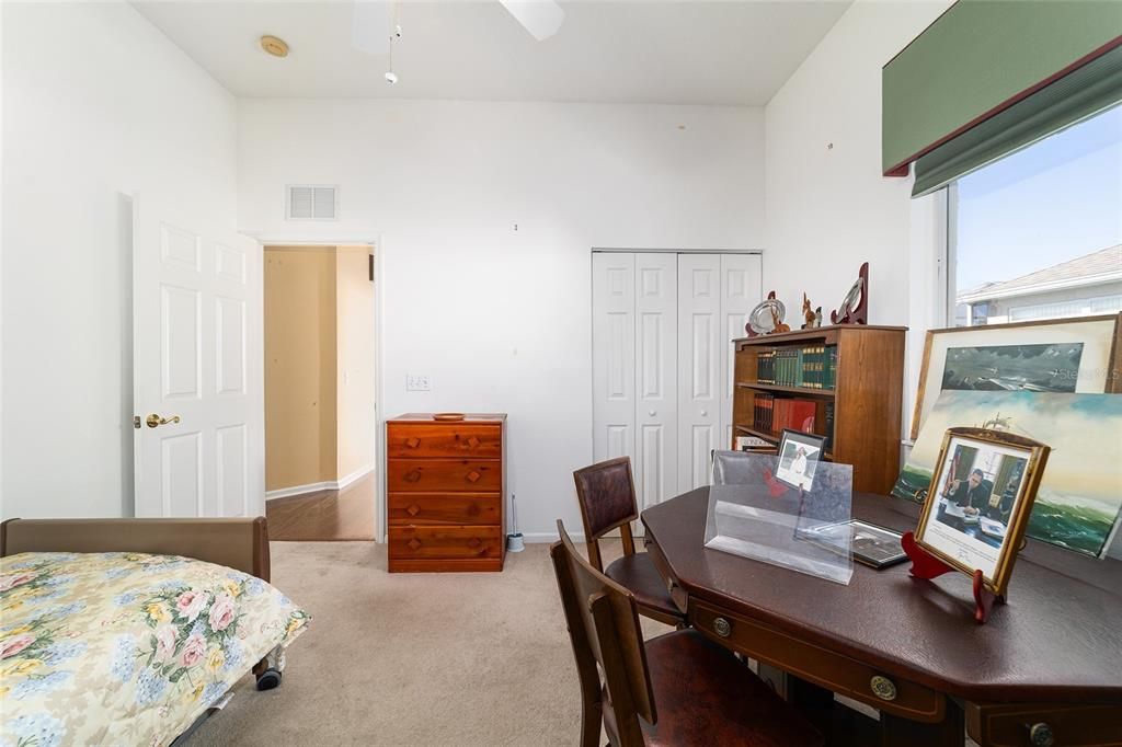 待售: $265,000 (3 贝兹, 2 浴室, 1837 平方英尺)