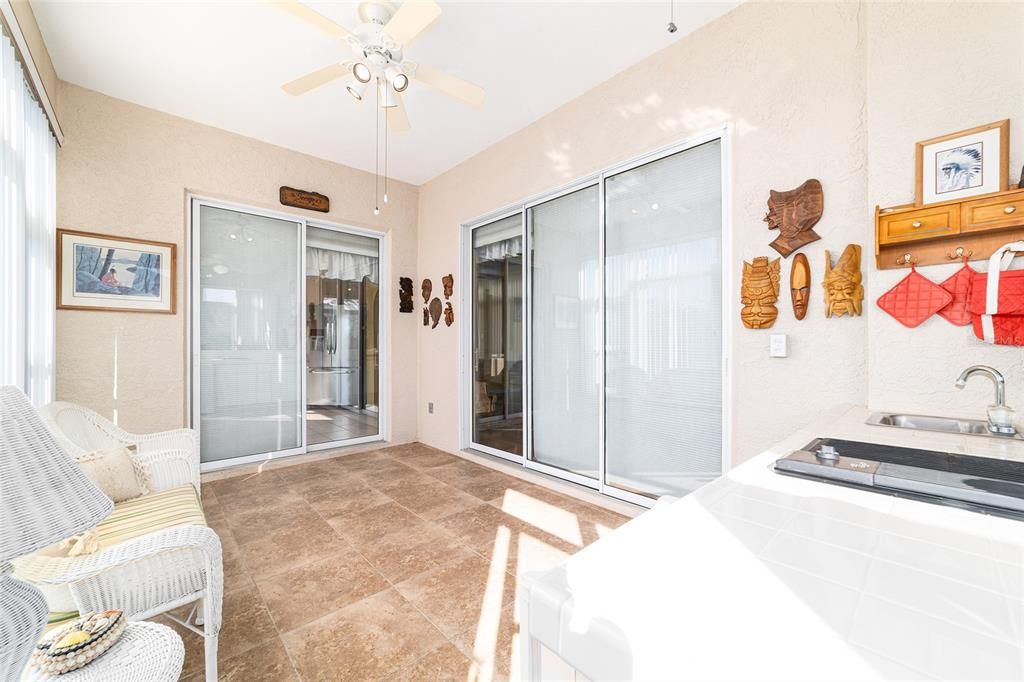 待售: $265,000 (3 贝兹, 2 浴室, 1837 平方英尺)