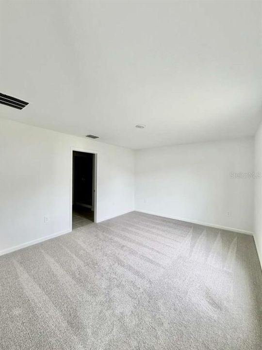 В аренду: $1,700 (3 спален, 2 ванн, 1429 Квадратных фут)