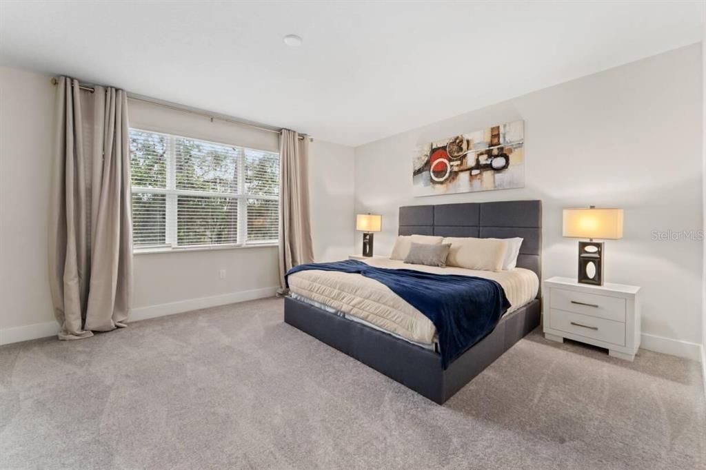 For Sale: $440,000 (3 beds, 3 baths, 1852 Square Feet)