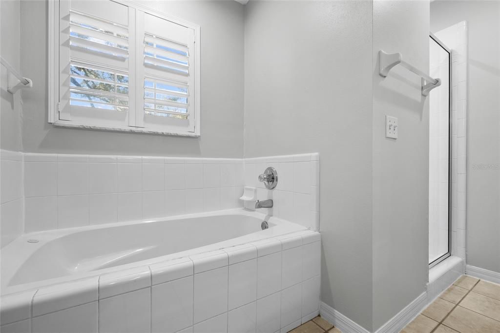 En Venta: $335,000 (3 camas, 2 baños, 1672 Pies cuadrados)