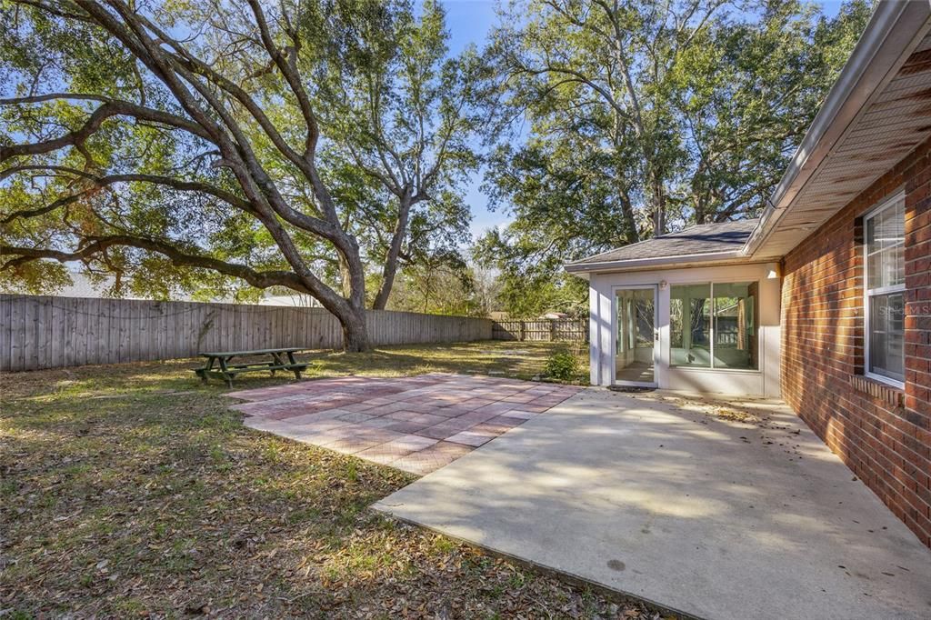 En Venta: $335,000 (3 camas, 2 baños, 1672 Pies cuadrados)