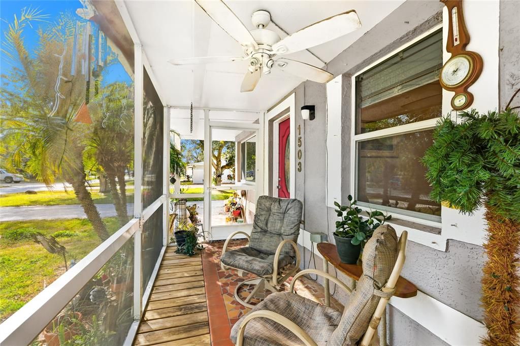 For Sale: $450,000 (3 beds, 2 baths, 1512 Square Feet)