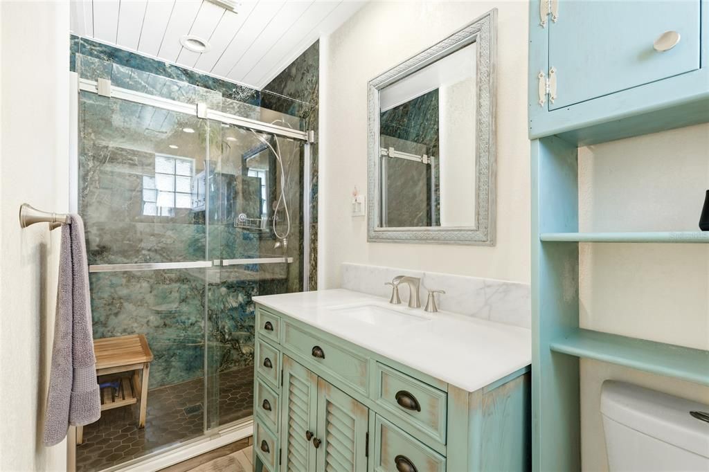 For Sale: $450,000 (3 beds, 2 baths, 1512 Square Feet)