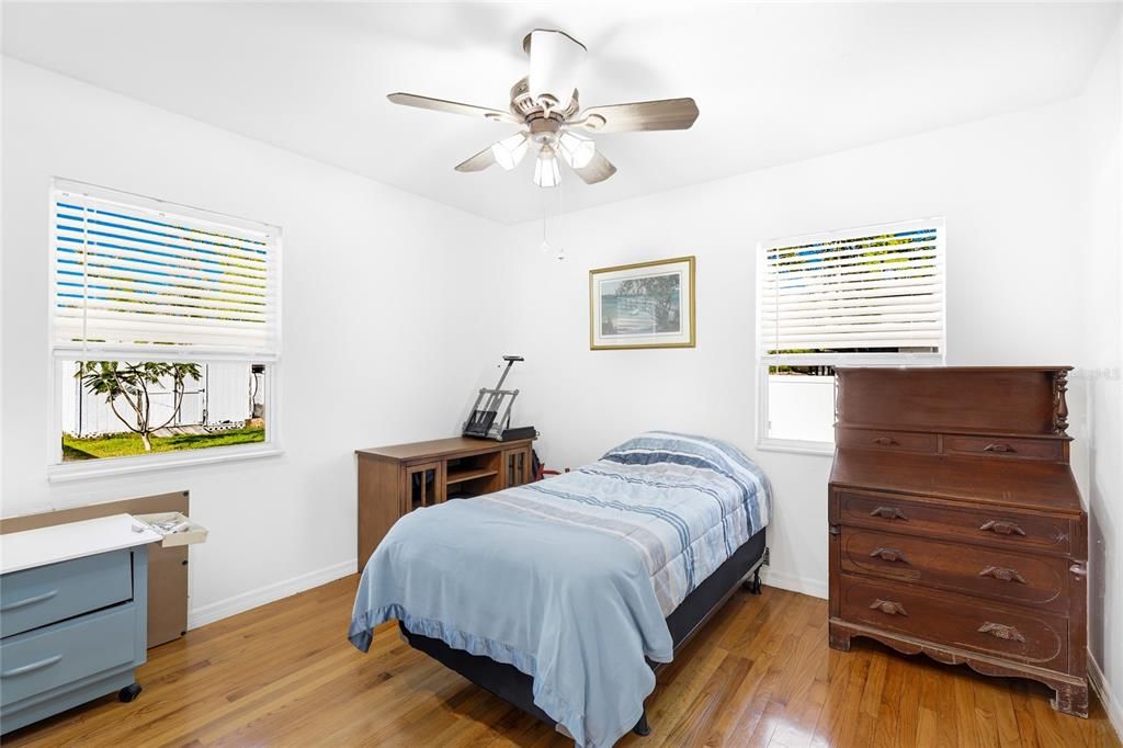 For Sale: $450,000 (3 beds, 2 baths, 1512 Square Feet)