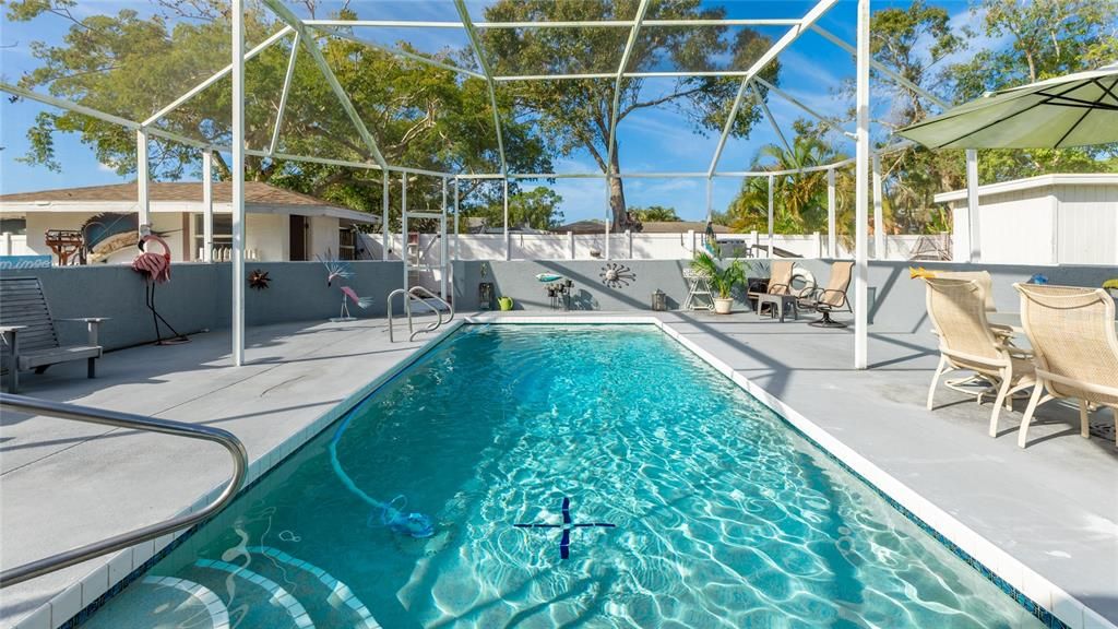 For Sale: $450,000 (3 beds, 2 baths, 1512 Square Feet)