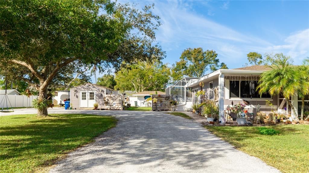 For Sale: $450,000 (3 beds, 2 baths, 1512 Square Feet)