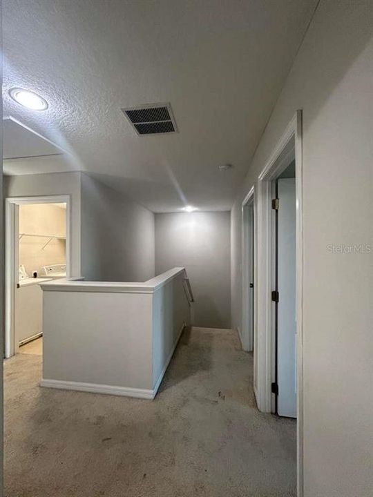 En Renta: $2,450 (4 camas, 3 baños, 1750 Pies cuadrados)