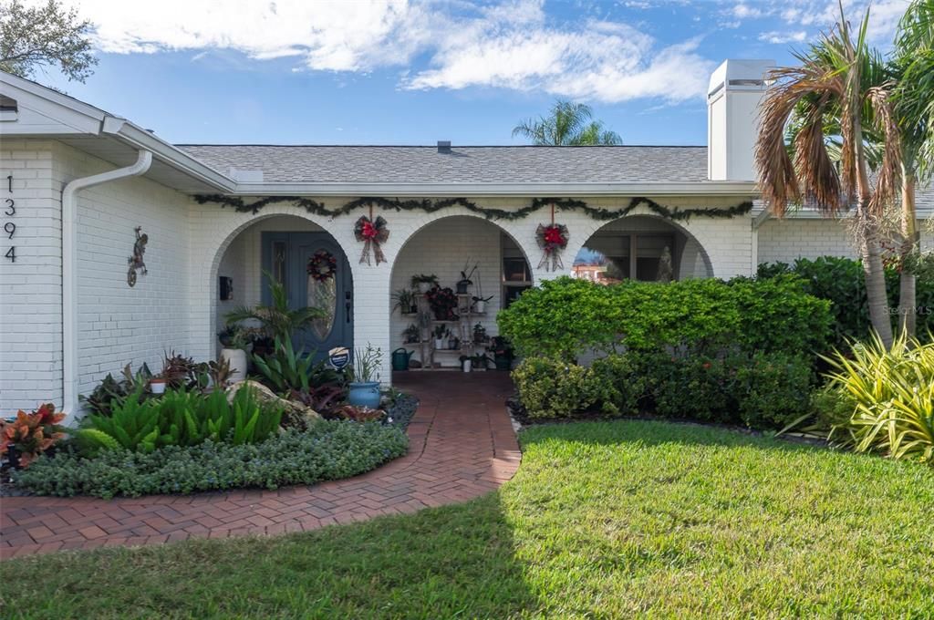 En Venta: $975,000 (3 camas, 2 baños, 1656 Pies cuadrados)