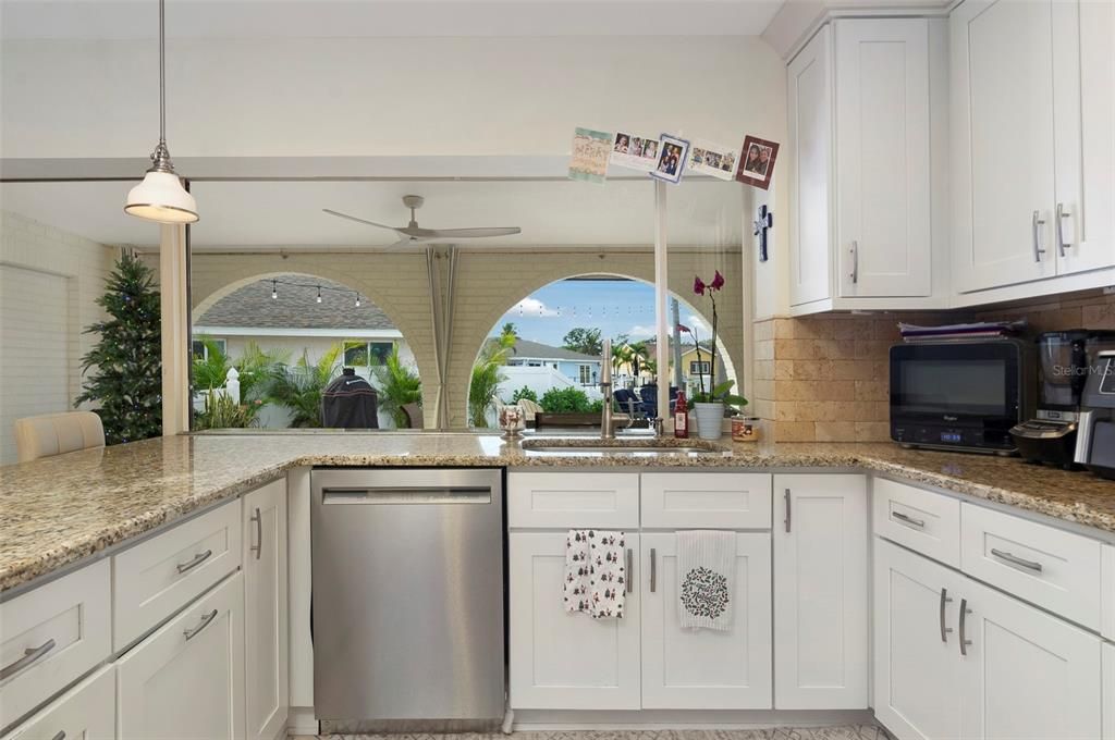 En Venta: $975,000 (3 camas, 2 baños, 1656 Pies cuadrados)