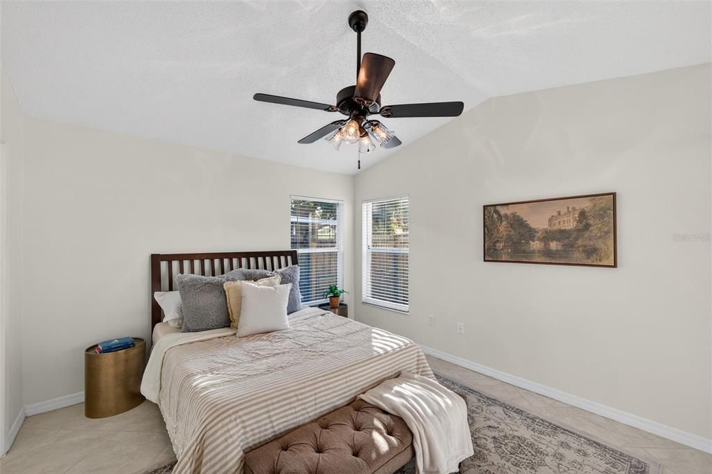 待售: $274,900 (3 贝兹, 2 浴室, 1367 平方英尺)