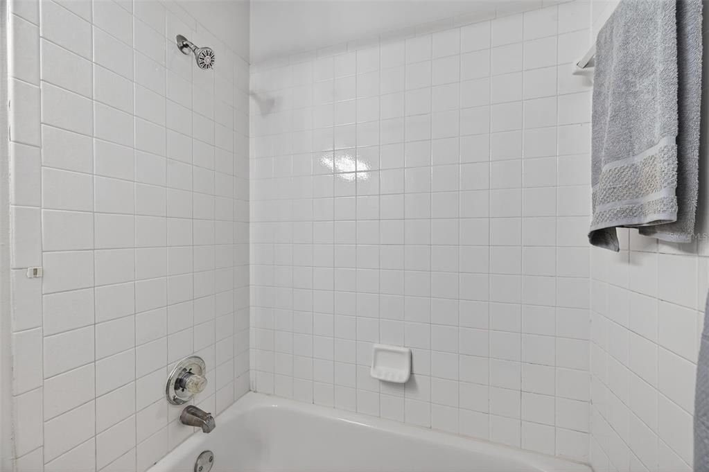 待售: $274,900 (3 贝兹, 2 浴室, 1367 平方英尺)