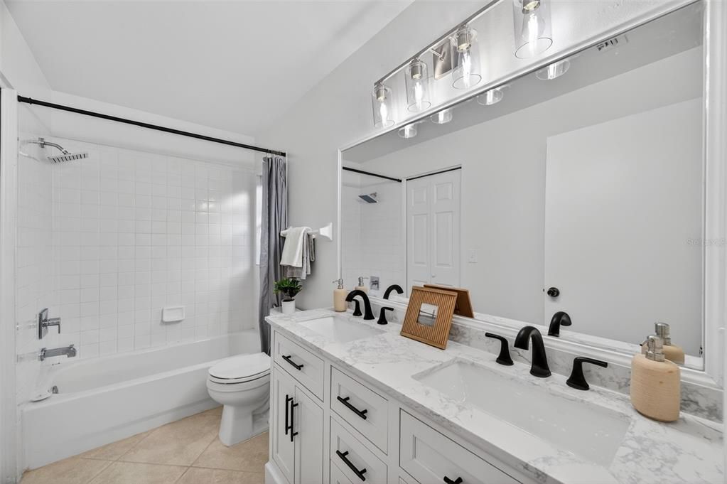 待售: $274,900 (3 贝兹, 2 浴室, 1367 平方英尺)