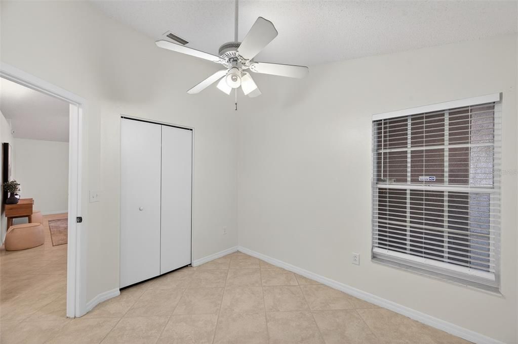 待售: $274,900 (3 贝兹, 2 浴室, 1367 平方英尺)