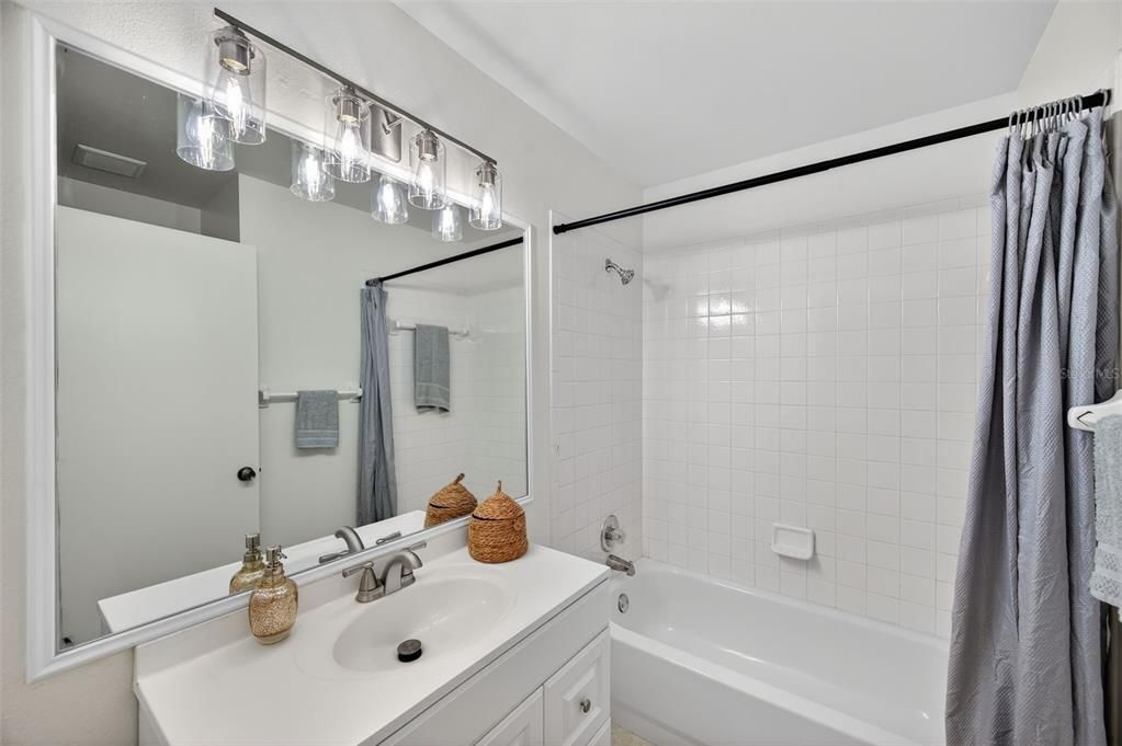 待售: $274,900 (3 贝兹, 2 浴室, 1367 平方英尺)