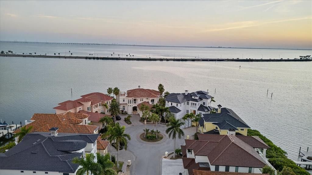 For Sale: $3,950,000 (4 beds, 4 baths, 4440 Square Feet)
