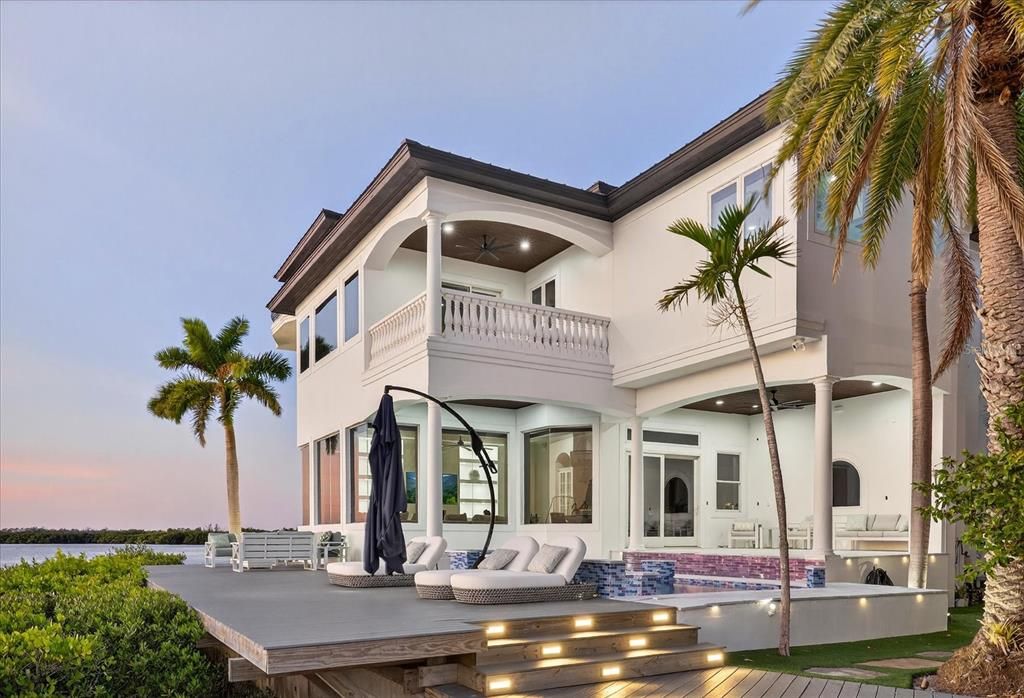 For Sale: $3,950,000 (4 beds, 4 baths, 4440 Square Feet)