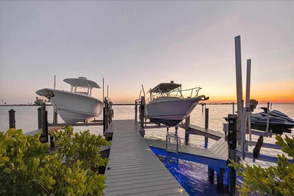 For Sale: $3,950,000 (4 beds, 4 baths, 4440 Square Feet)