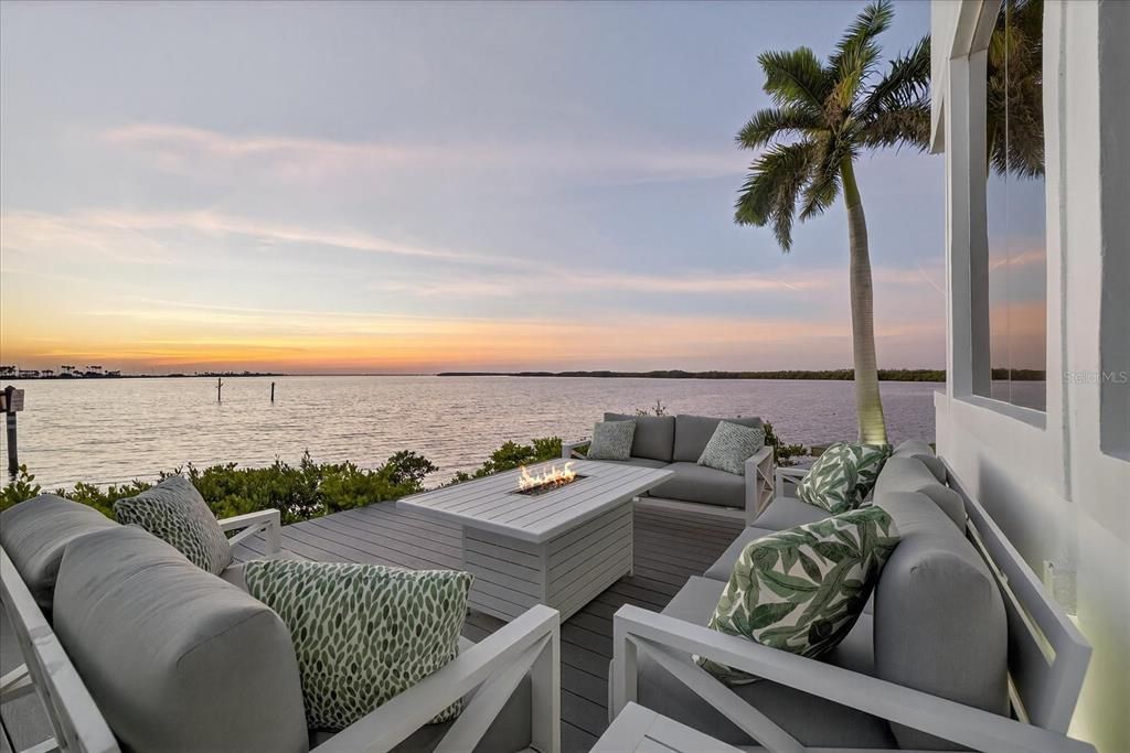 For Sale: $3,950,000 (4 beds, 4 baths, 4440 Square Feet)
