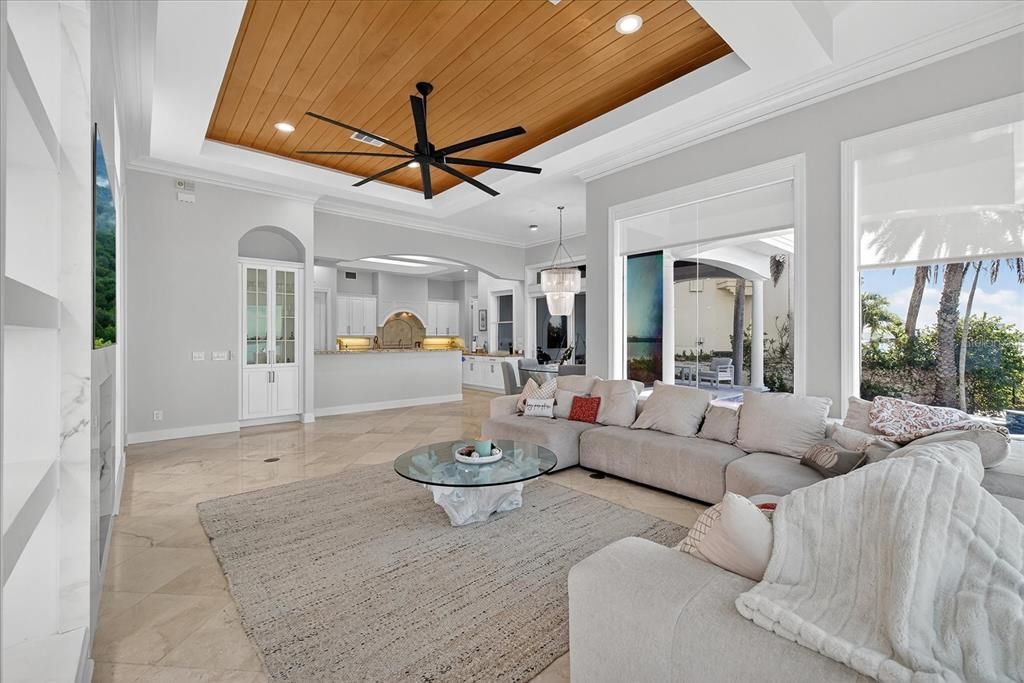 For Sale: $3,950,000 (4 beds, 4 baths, 4440 Square Feet)