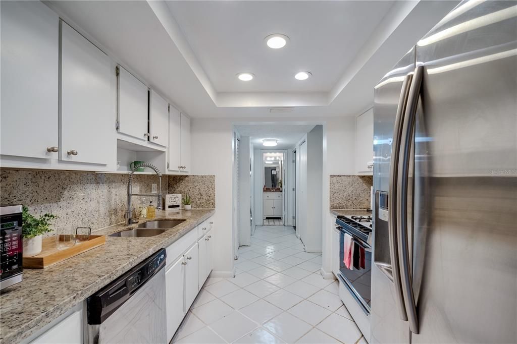 待售: $475,000 (3 贝兹, 2 浴室, 1465 平方英尺)