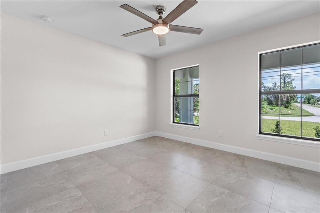 En Venta: $369,000 (3 camas, 2 baños, 1752 Pies cuadrados)