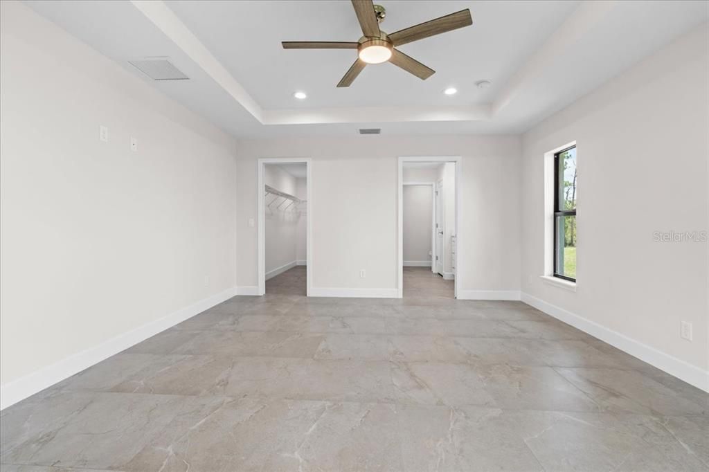 En Venta: $369,000 (3 camas, 2 baños, 1752 Pies cuadrados)