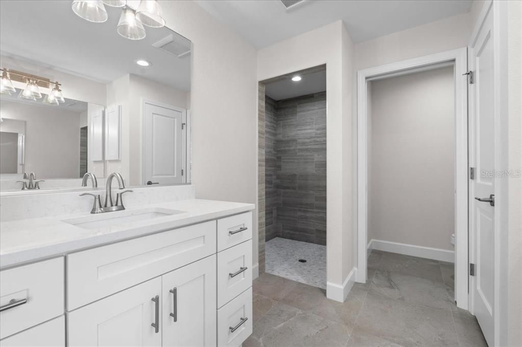 En Venta: $369,000 (3 camas, 2 baños, 1752 Pies cuadrados)