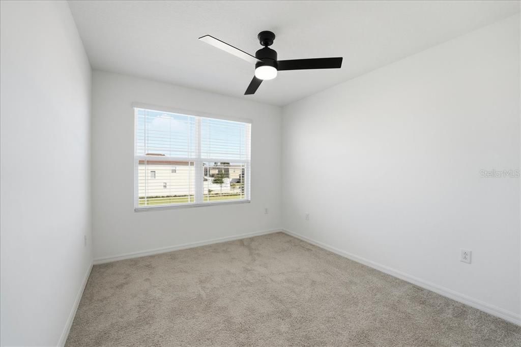 出租: $2,445 (3 贝兹, 2 浴室, 1447 平方英尺)