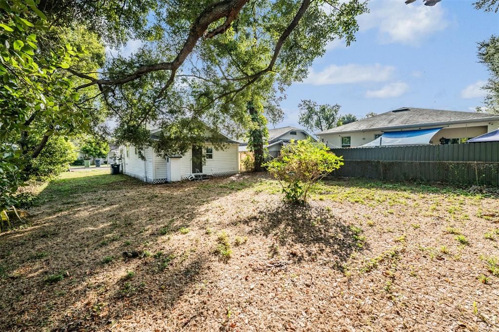 En Venta: $225,000 (3 camas, 2 baños, 858 Pies cuadrados)