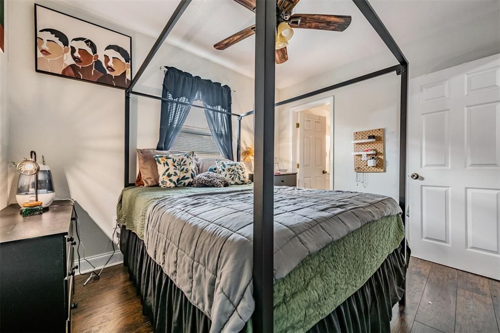 En Venta: $225,000 (3 camas, 2 baños, 858 Pies cuadrados)