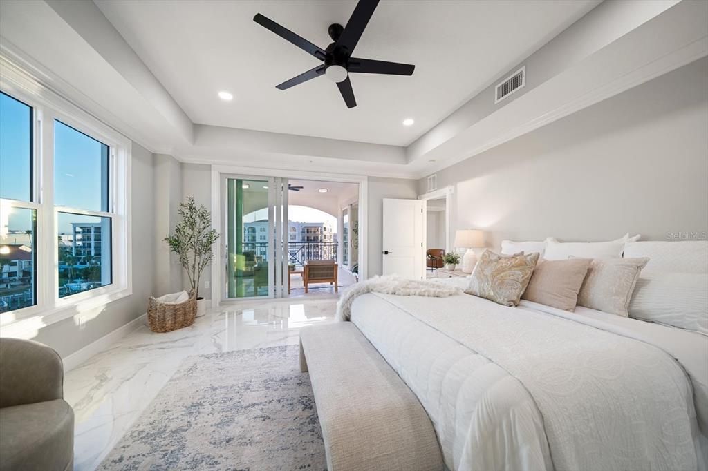 For Sale: $1,625,000 (4 beds, 2 baths, 2760 Square Feet)