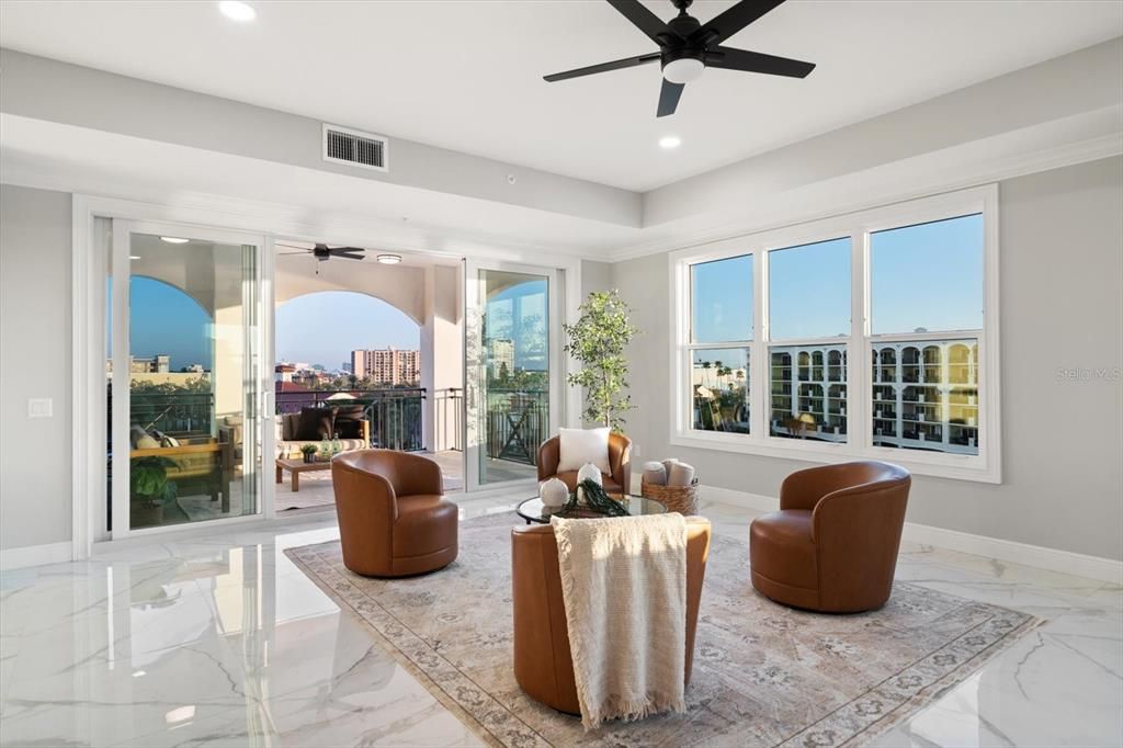 For Sale: $1,625,000 (4 beds, 2 baths, 2760 Square Feet)