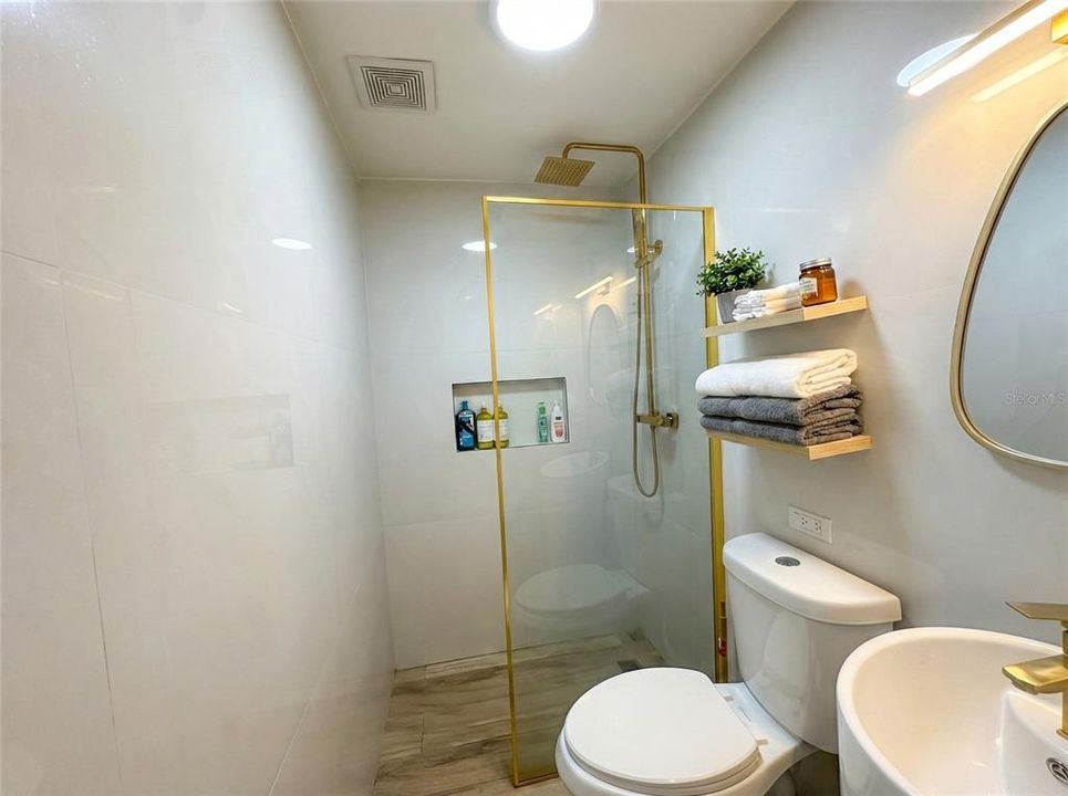 На продажу: $650,000 (4 спален, 3 ванн, 2663 Квадратных фут)