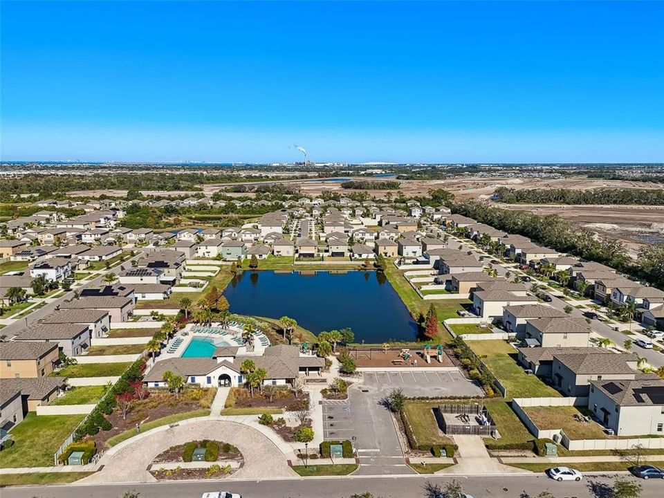 На продажу: $339,900 (4 спален, 2 ванн, 1914 Квадратных фут)