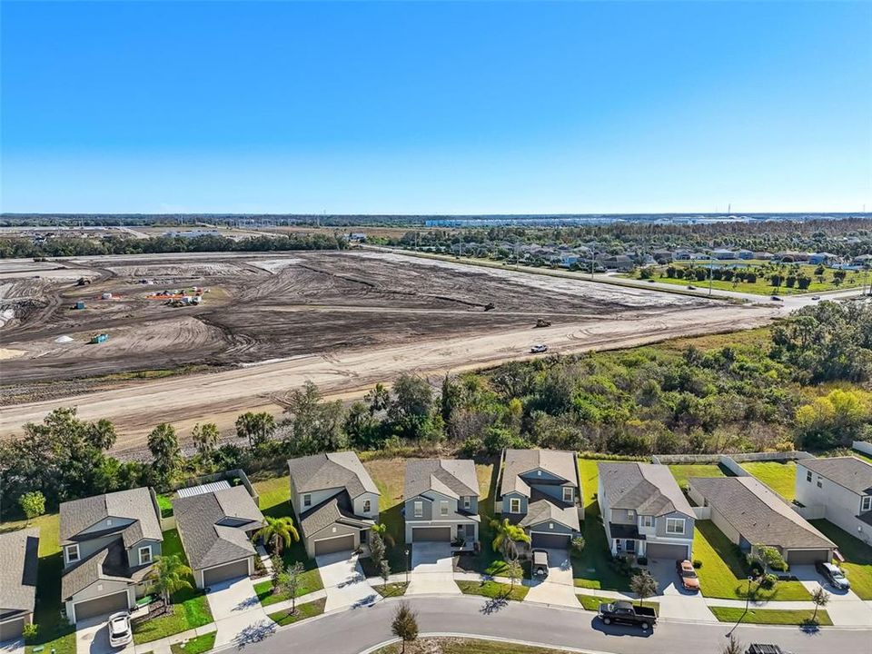 На продажу: $339,900 (4 спален, 2 ванн, 1914 Квадратных фут)