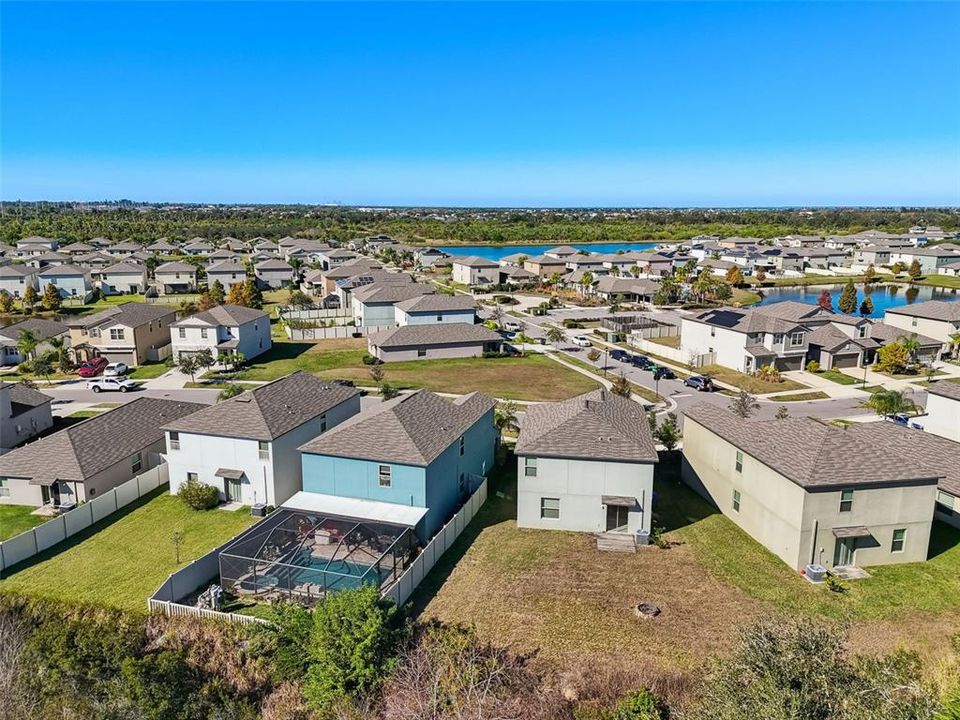 На продажу: $339,900 (4 спален, 2 ванн, 1914 Квадратных фут)