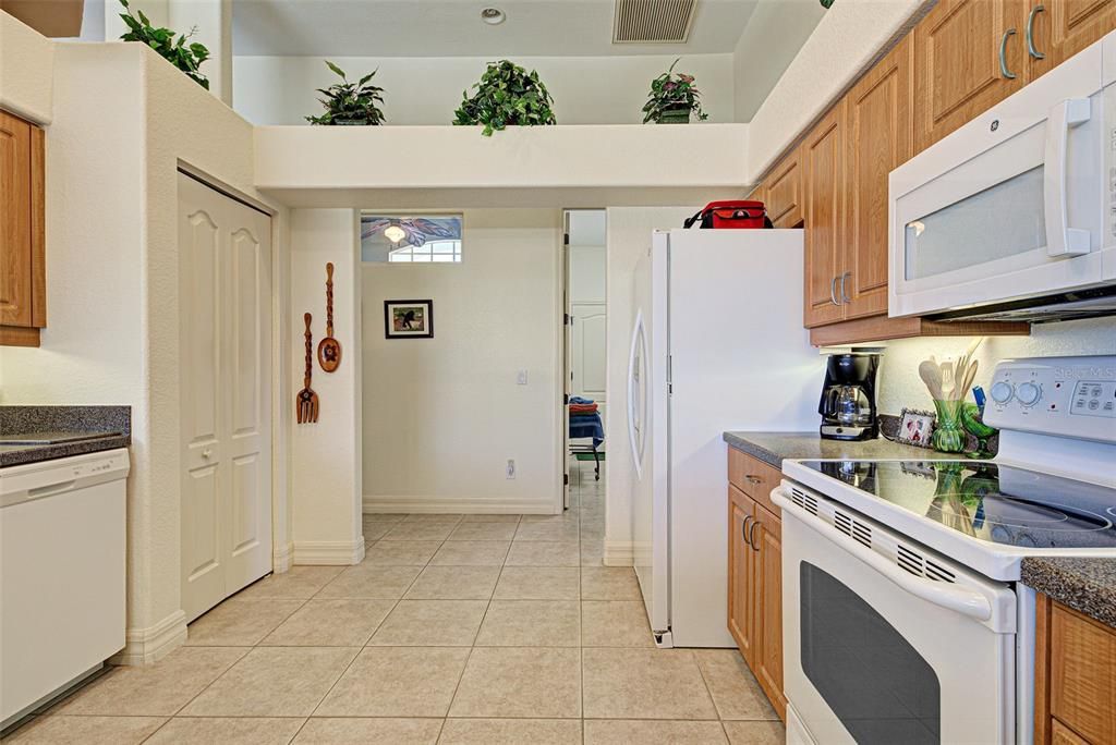 For Sale: $635,000 (3 beds, 2 baths, 2349 Square Feet)