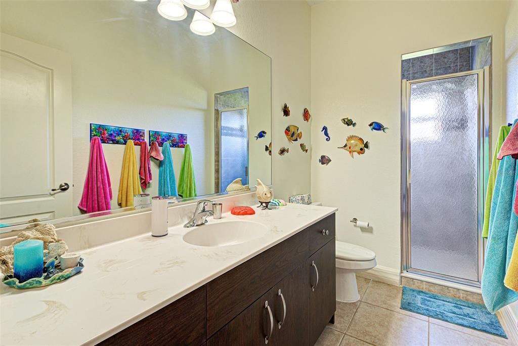 For Sale: $635,000 (3 beds, 2 baths, 2349 Square Feet)