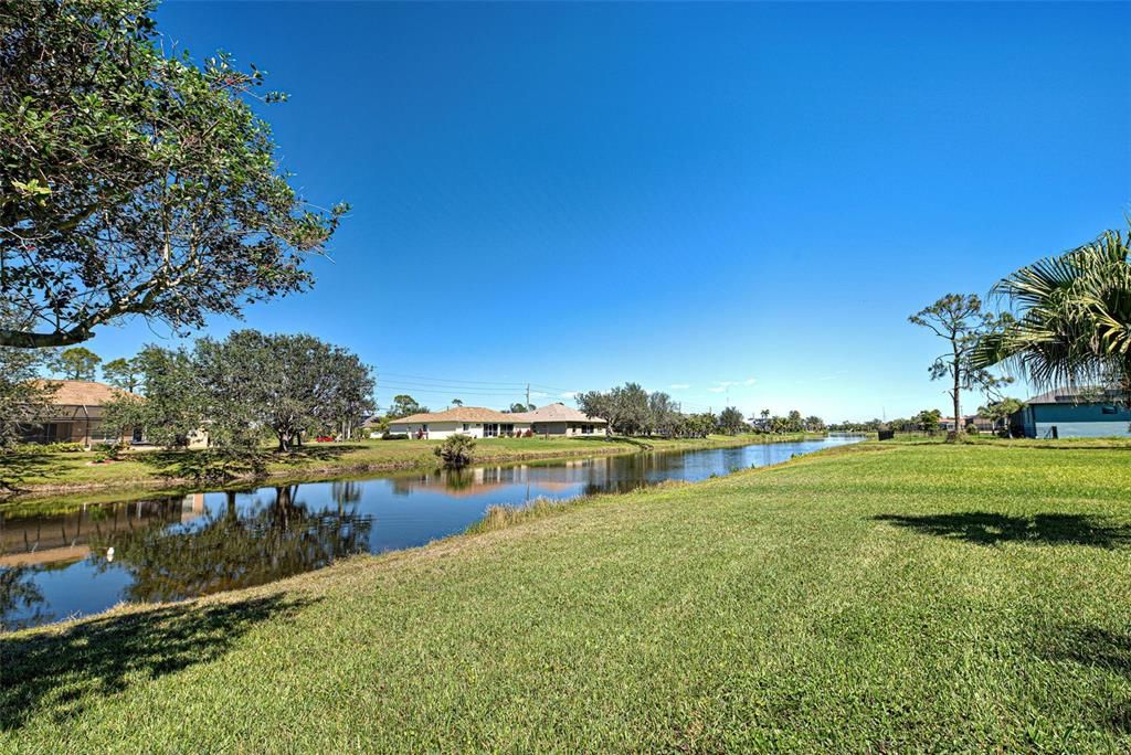 For Sale: $635,000 (3 beds, 2 baths, 2349 Square Feet)