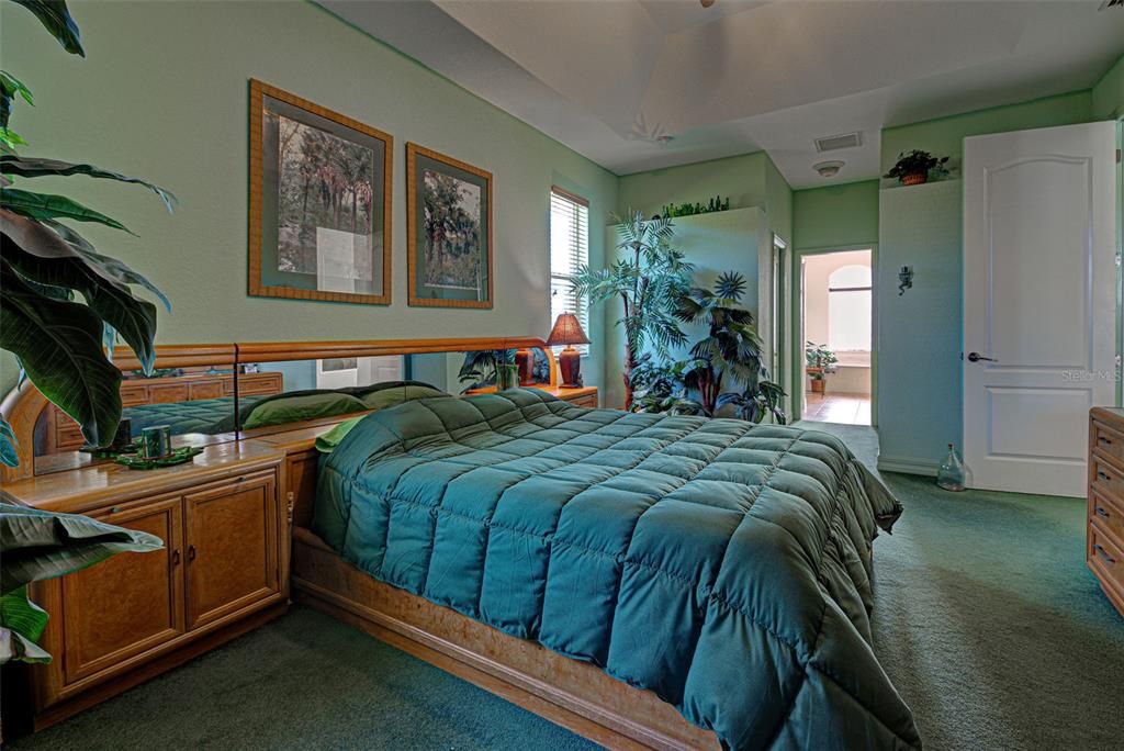 For Sale: $635,000 (3 beds, 2 baths, 2349 Square Feet)