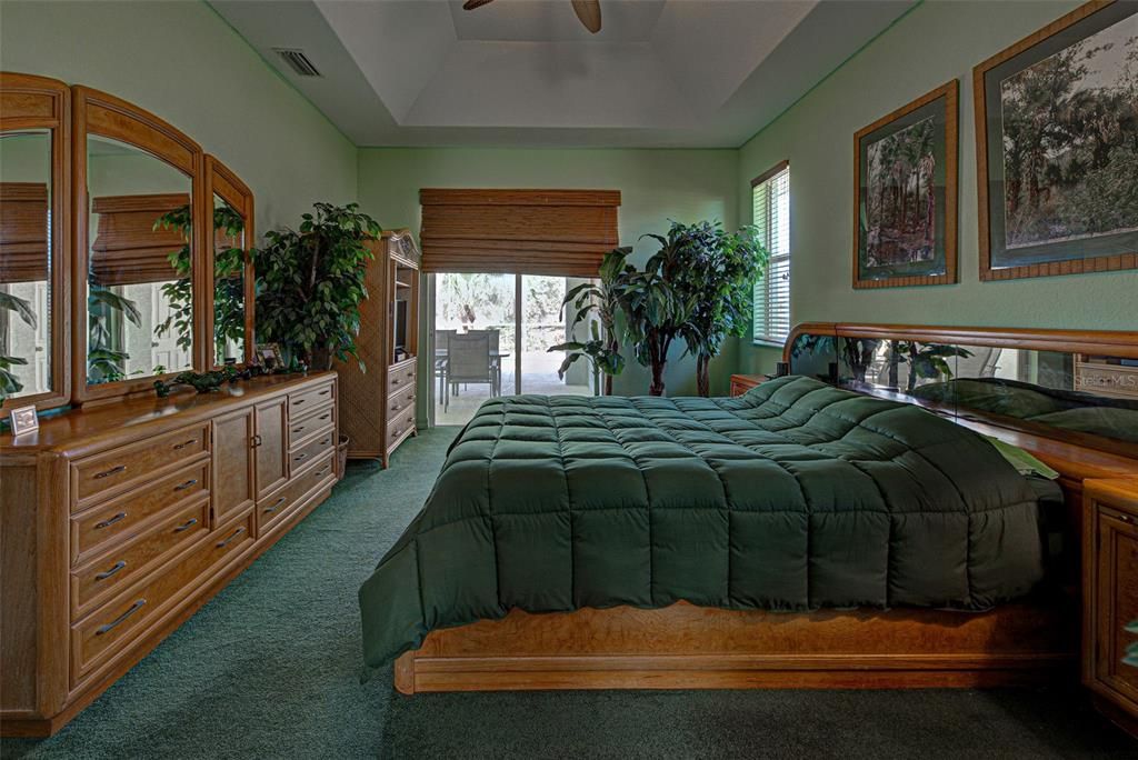 For Sale: $635,000 (3 beds, 2 baths, 2349 Square Feet)