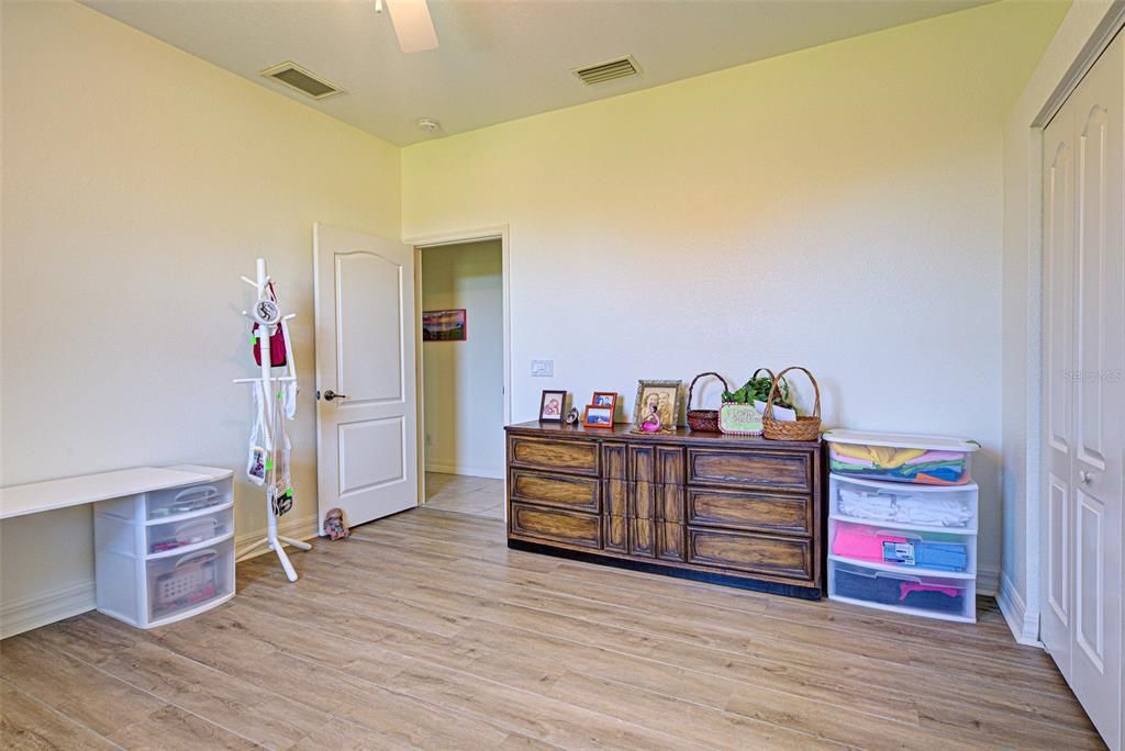 For Sale: $635,000 (3 beds, 2 baths, 2349 Square Feet)