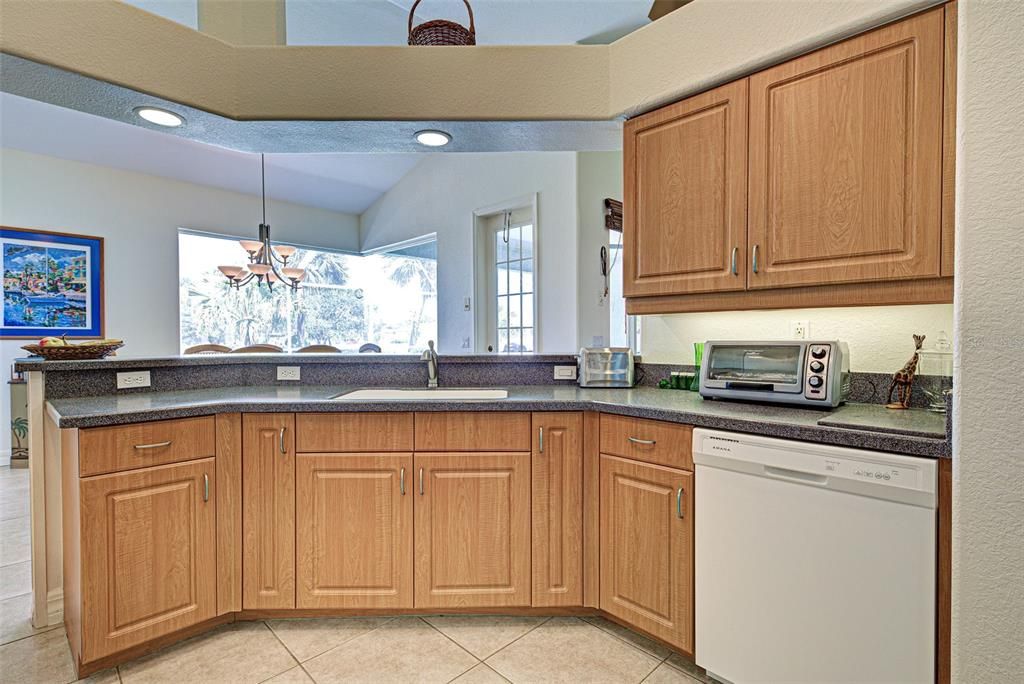 For Sale: $635,000 (3 beds, 2 baths, 2349 Square Feet)